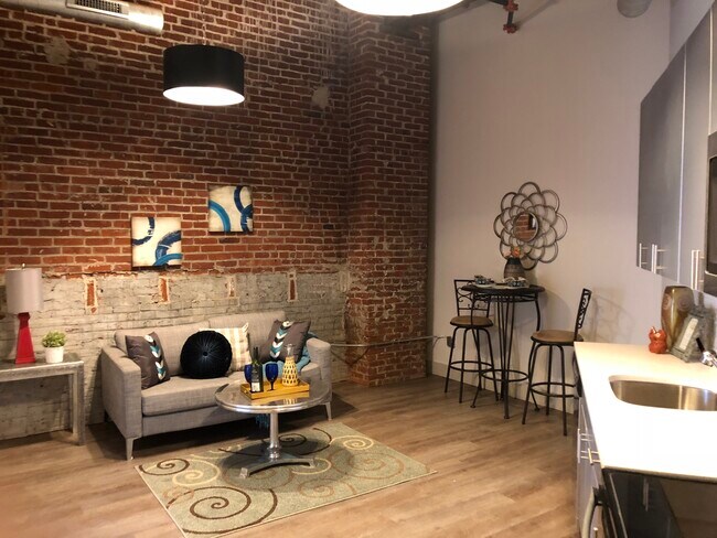 Building Photo - 3900 Warren St