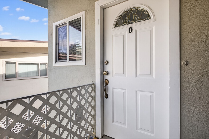 Building Photo - 25218 Loytan St