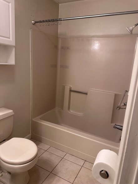 Building Photo - 18 Smithwheel Rd