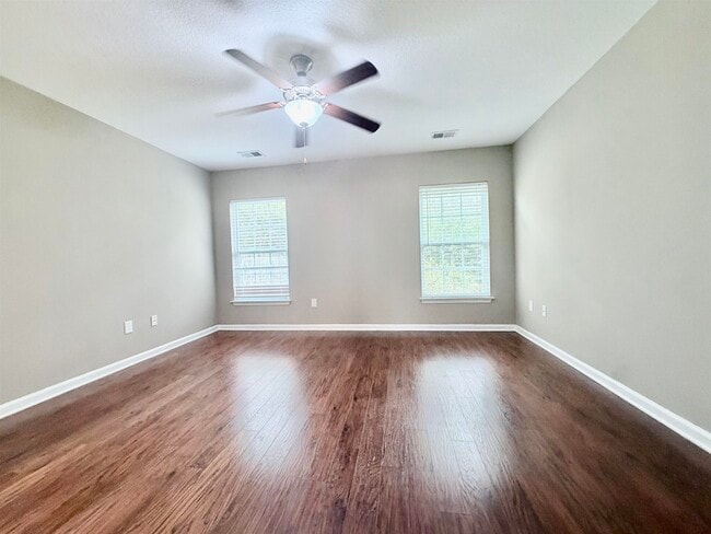 Building Photo - 368 Stafford Dr