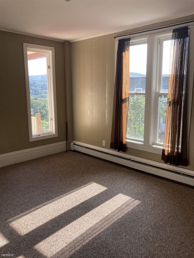 Building Photo - 24 Mt Globe St