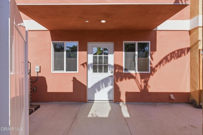 Building Photo - 1740 Patricia Ave