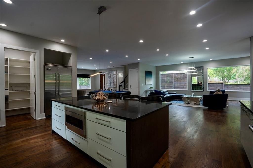 Building Photo - 1099 Vista Trail NE