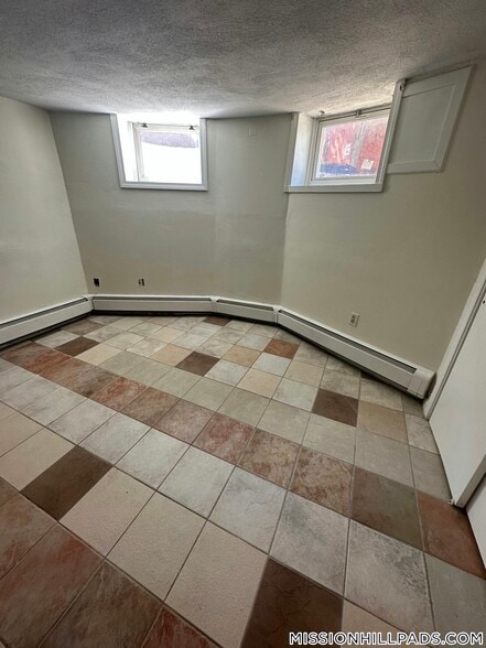 Building Photo - 10 Wait St