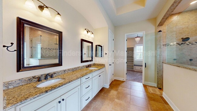 Building Photo - 463 Oxford Estates Way