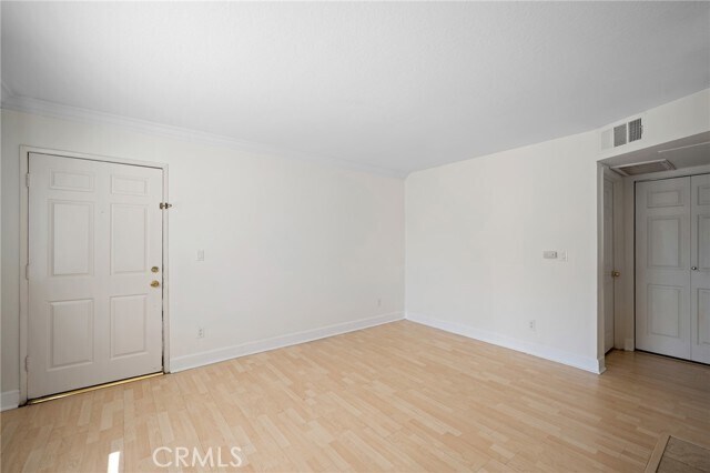 Building Photo - 7045 Woodley Ave