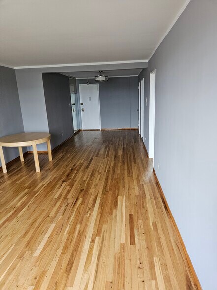 Building Photo - 2277 Homecrest Ave