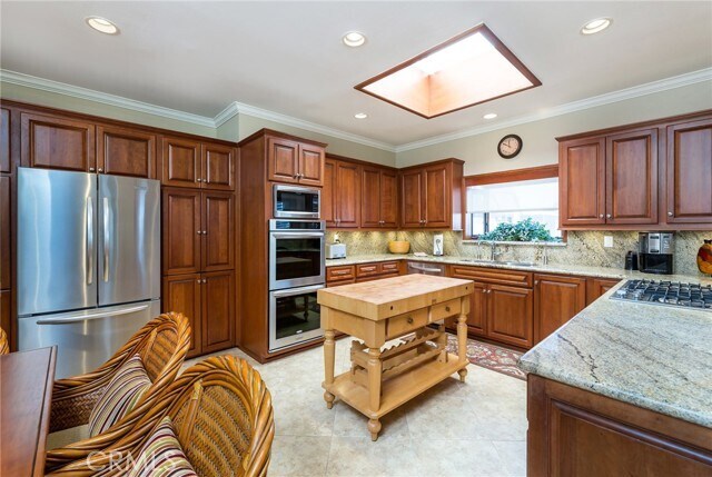 Building Photo - 34 4th St