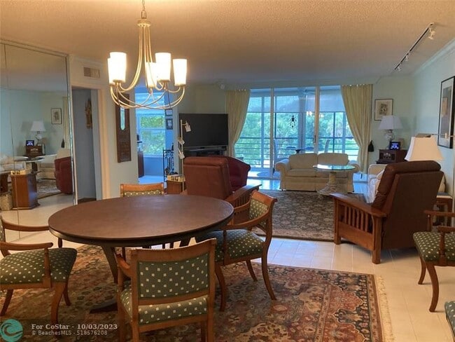 Building Photo - 821 Cypress Blvd