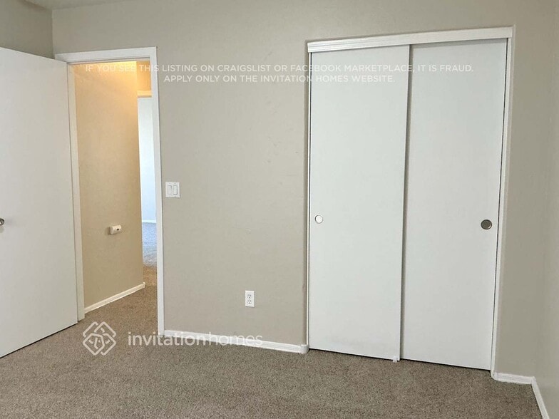 Building Photo - 11017 E Abilene Ave