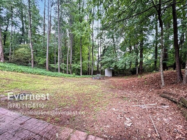 Building Photo - 4-Bedroom, 3.5-Bath Home in a Relaxing Nei...
