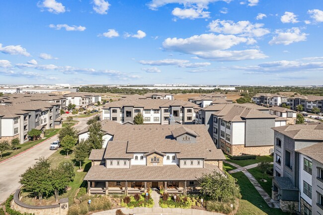 Building Photo - Overlook Ranch