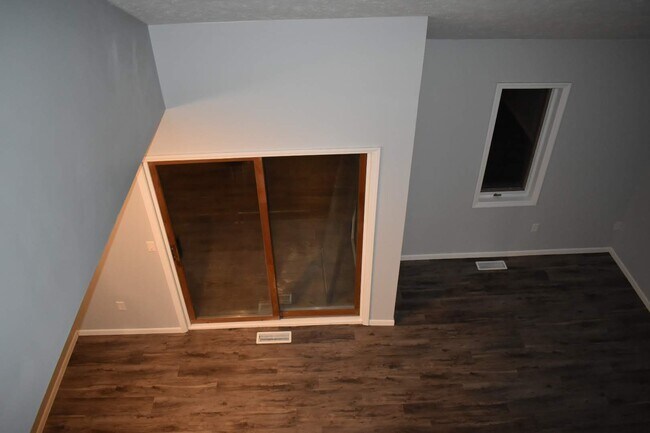 Building Photo - Woodlands