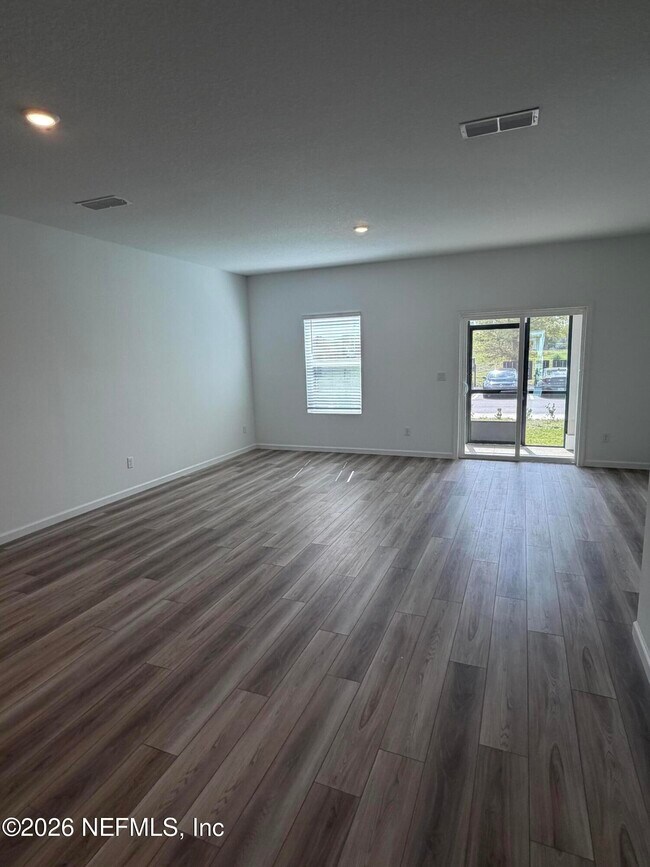 Building Photo - 3978 Mid Century St