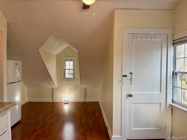 Building Photo - 119 Lake Shore Dr