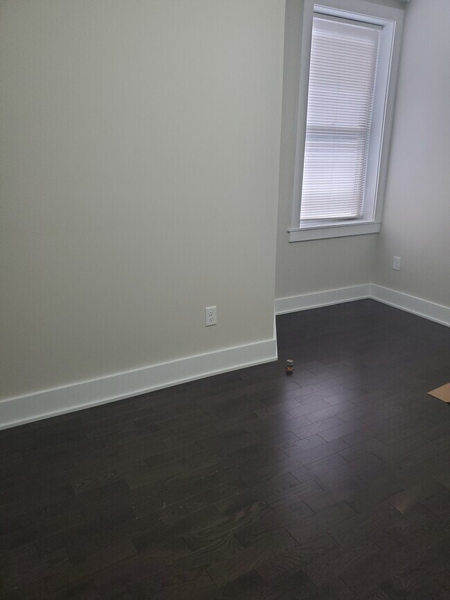 Building Photo - 88-90 Kensington Ave