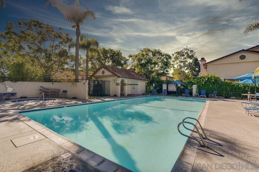 Building Photo - 7608 Palmilla Dr