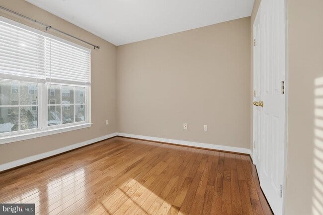 Building Photo - 1208 Corolla Ct