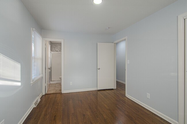 Building Photo - 13228 Ashland Ave