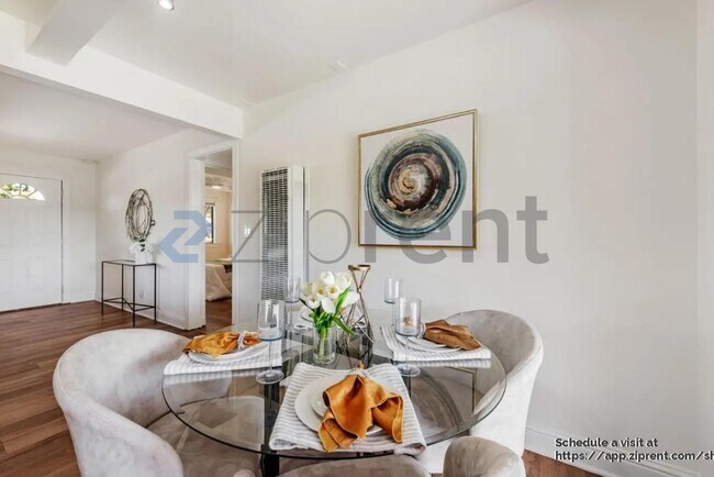 Building Photo - 1312 Carlton Ave