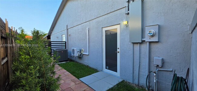 Building Photo - 15182 SW 69th St