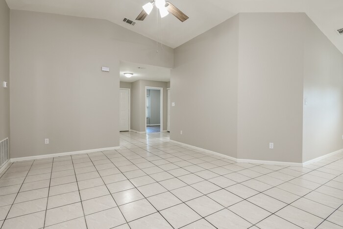 Building Photo - 2902 Woolridge Dr