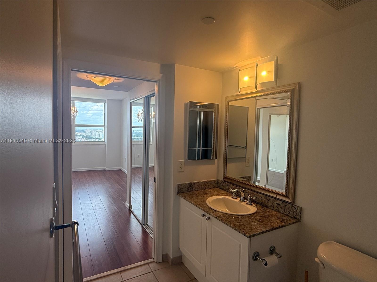 Building Photo - 19501 W Country Club Dr