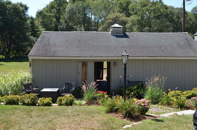 Building Photo - 251 Cutler Rd