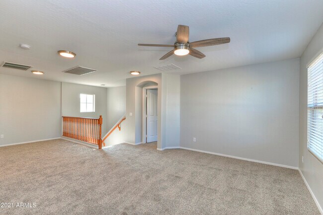 Building Photo - 14174 W Crocus Dr