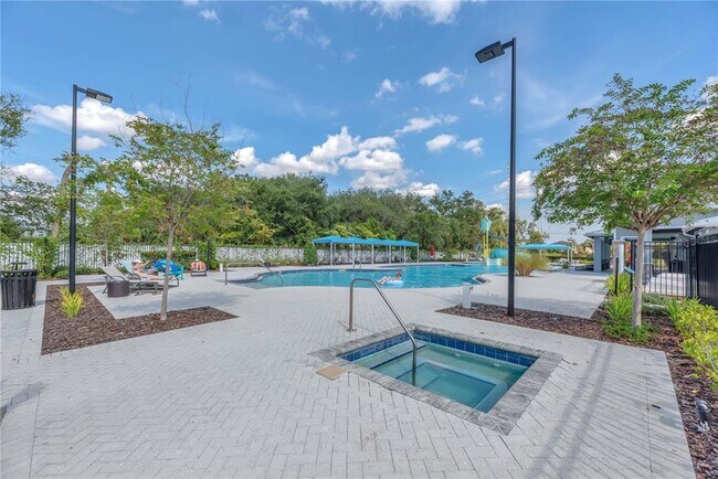 Building Photo - 7085 Woodchase Glen Dr