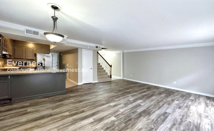 Building Photo - 684 Idlewild Cir