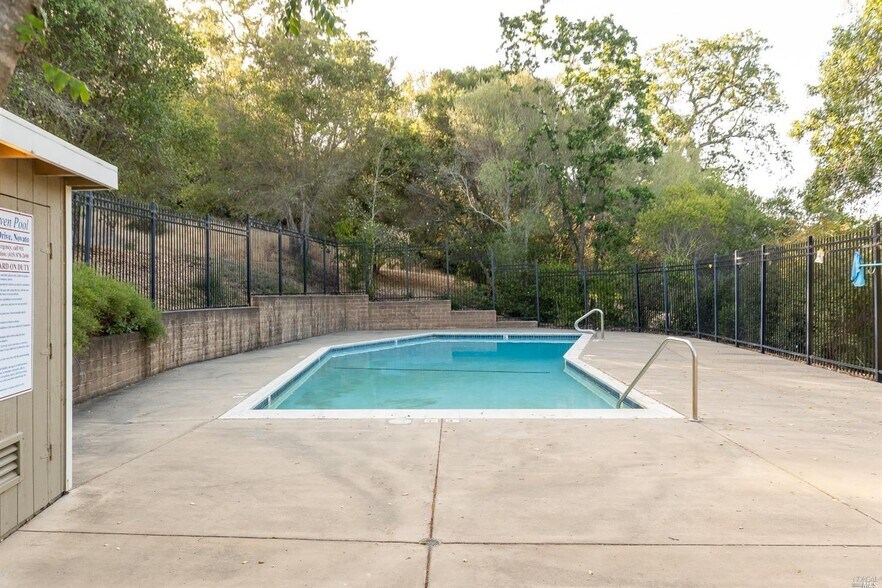 Building Photo - 13B Oliva Dr