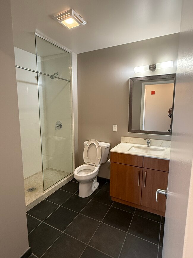 Building Photo - 11 W Grand Ave