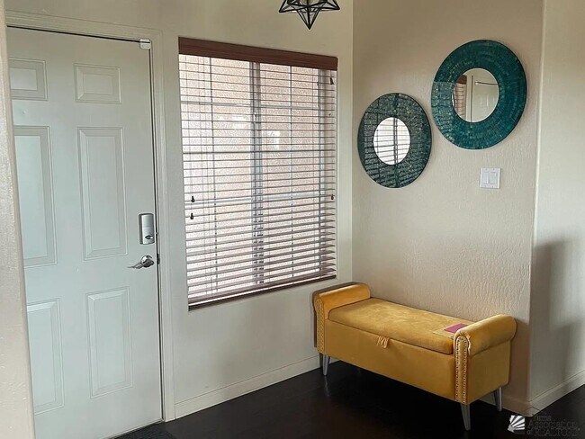 Building Photo - 3531 W 27th Ln