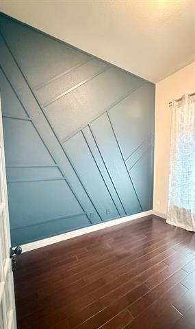 Building Photo - 811 Bandelier Ln