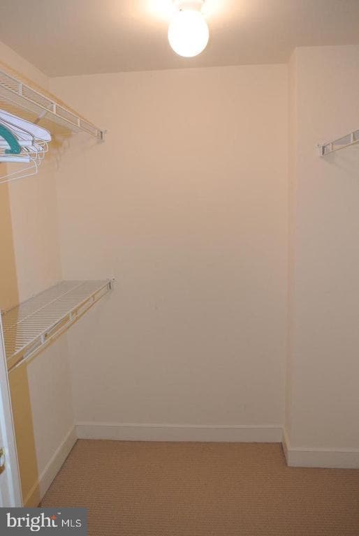 Building Photo - 616 E St NW