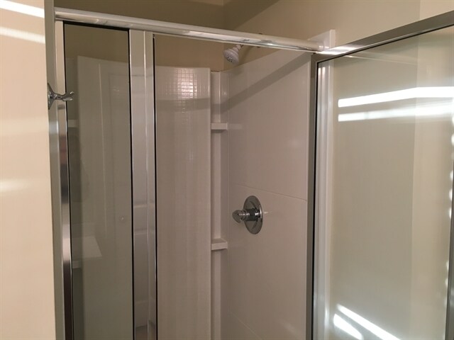 Building Photo - 715 Canyon Dr