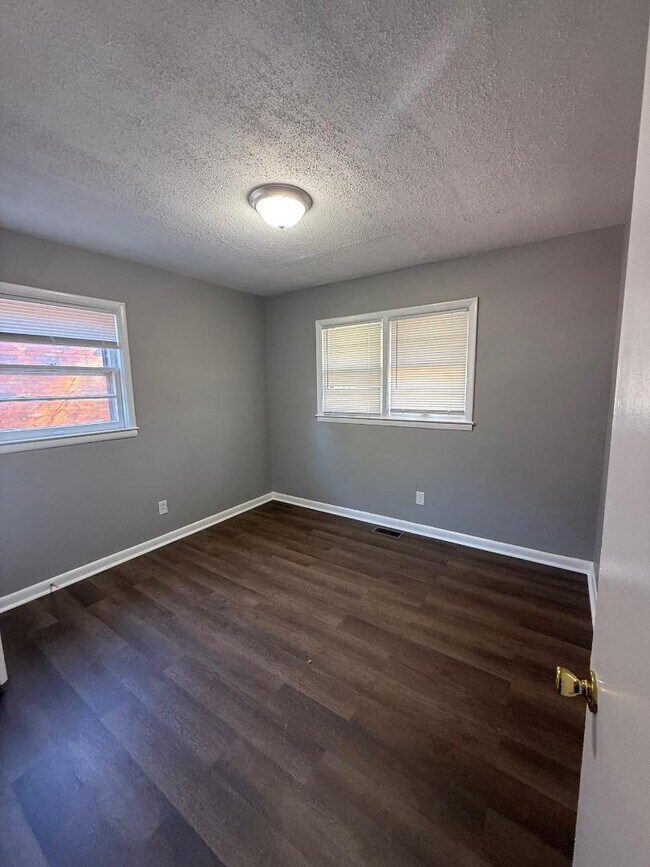 Building Photo - 2080 St Christopher Dr
