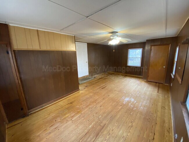 Building Photo - 11308 Gordon Rd