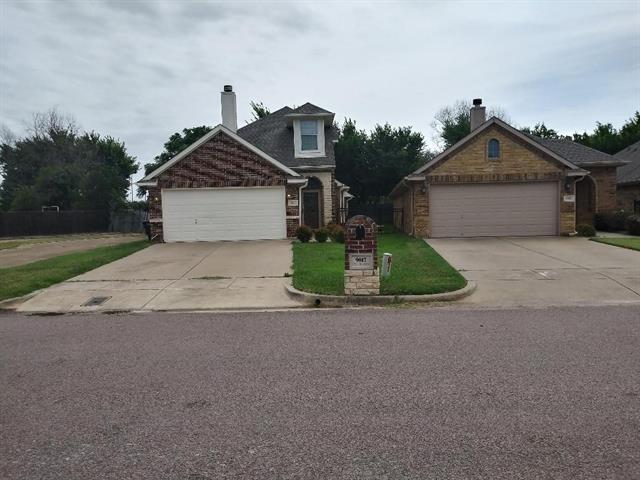 Building Photo - 9017 Racquet Club Dr