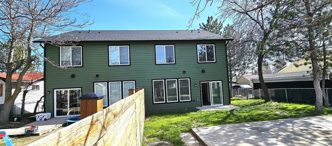 Building Photo - Beautiful New Construction Duplex