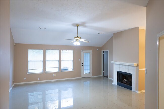 Building Photo - 11210 Fall Breeze Dr