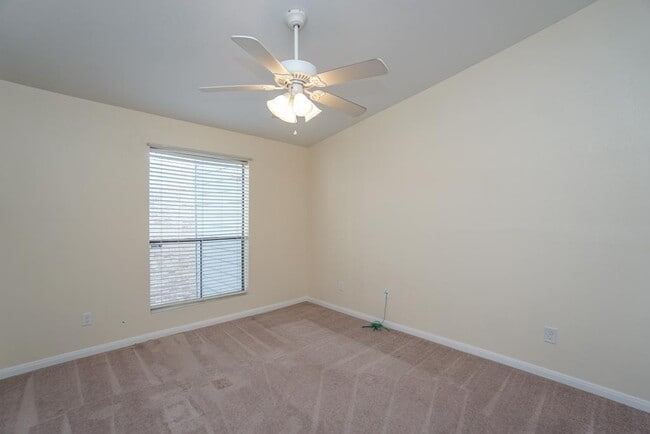 Building Photo - 2110 Wilcrest Dr