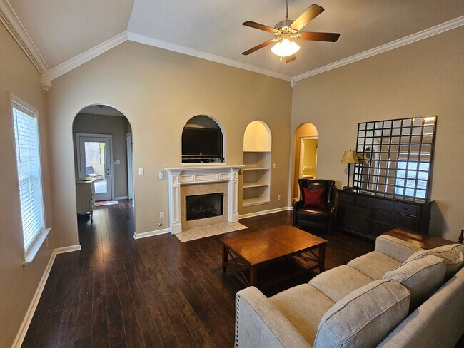 Living Room *furniture will not be included - 200 Oxmoor Pl