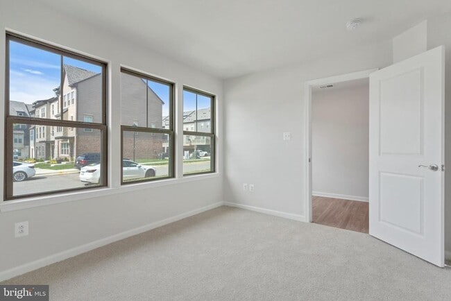 Building Photo - 12606 BRANCH HOLLOW Ln