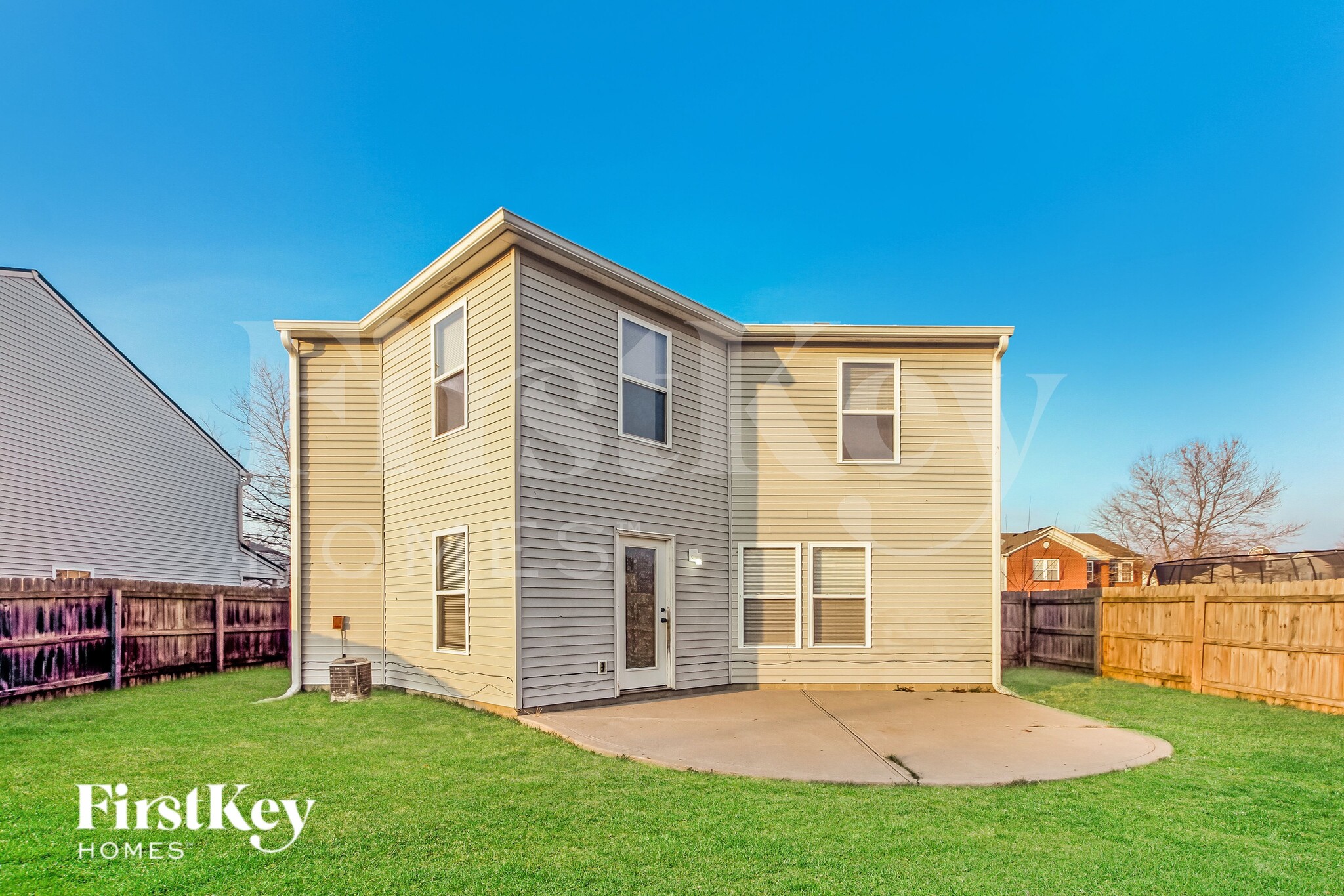 Building Photo - 10915 Firefly Cir