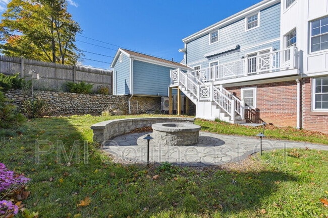 Building Photo - 9 Haigh Ave