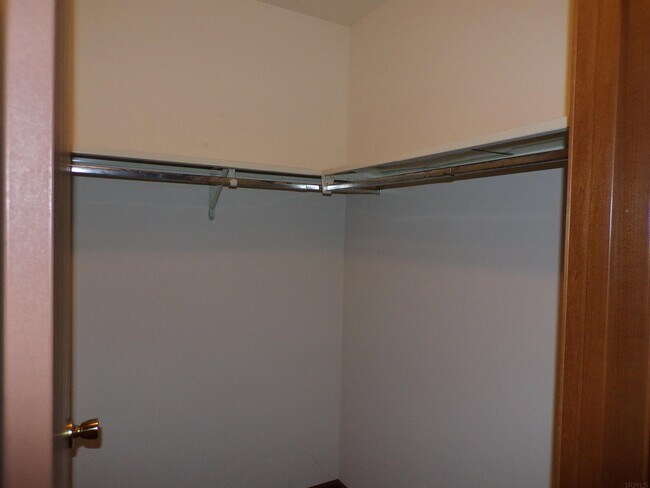 Building Photo - 7623 S 750 E