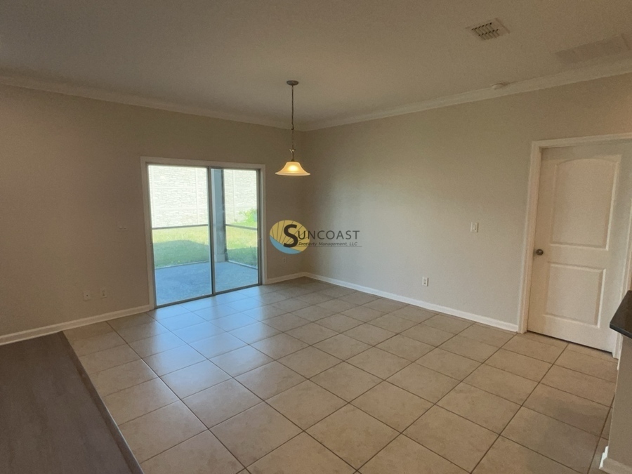Building Photo - 7250 Claremont Creek Dr
