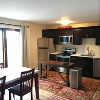 Building Photo - 1030 Bennington St